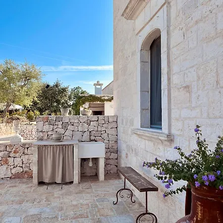 Borgo Altobello 게스트하우스 4*