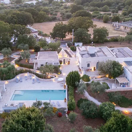 Borgo Altobello 게스트하우스 4*